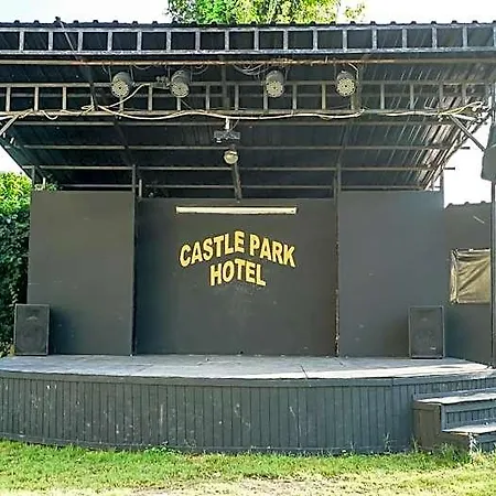 Castle Park Hotel 4*